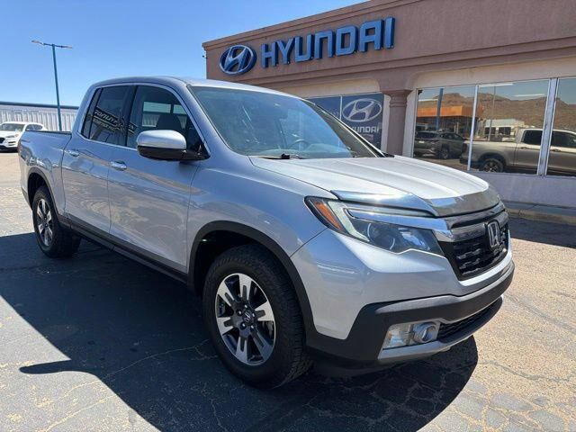 2019 Honda Ridgeline RTL-E — photo 1 of 13