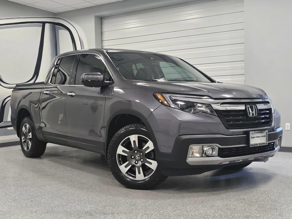 2017 Honda Ridgeline RTL-E — photo 1 of 13