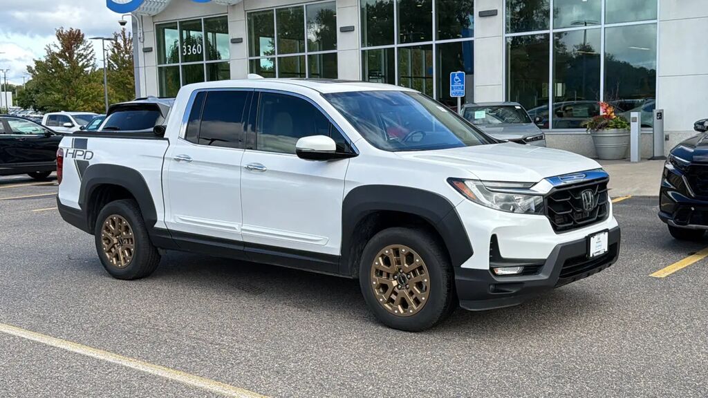 2023 Honda Ridgeline RTL-E — photo 1 of 13