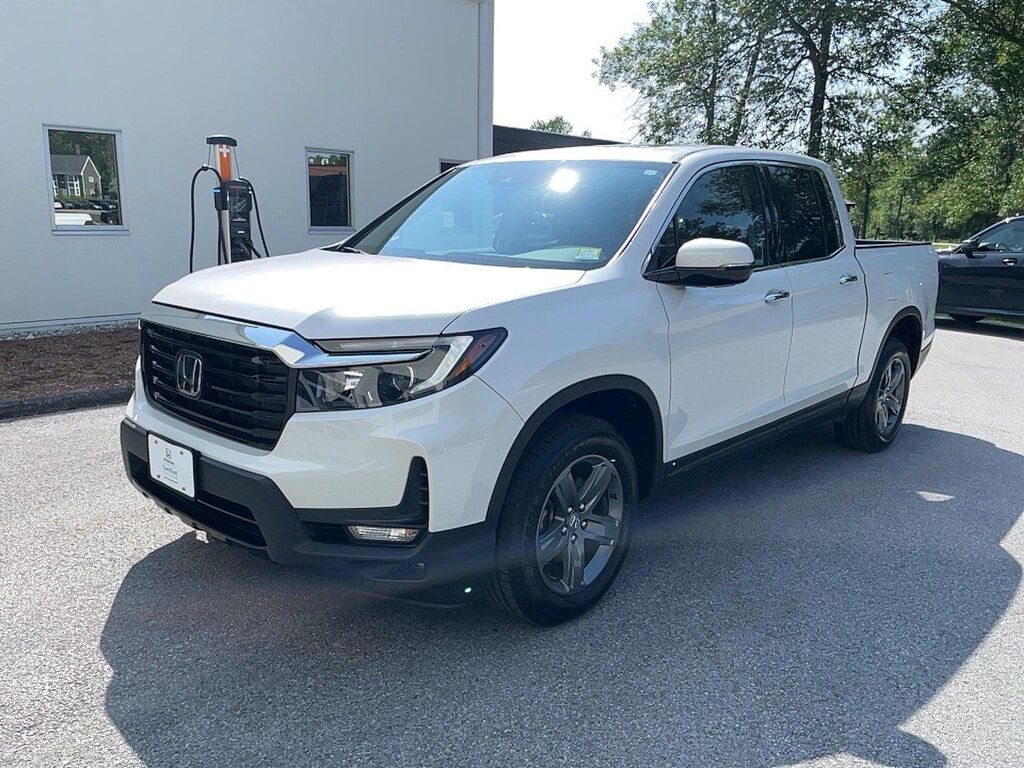 2023 Honda Ridgeline RTL-E — photo 1 of 13