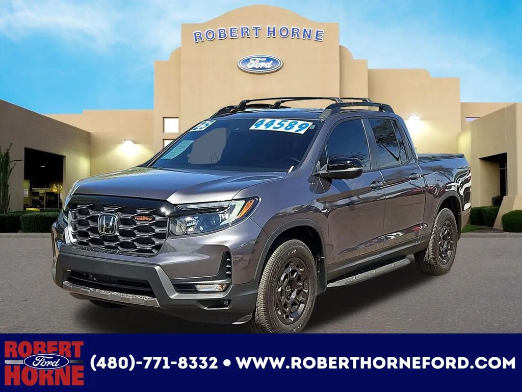2025 Honda Ridgeline TrailSport+ — photo 1 of 13