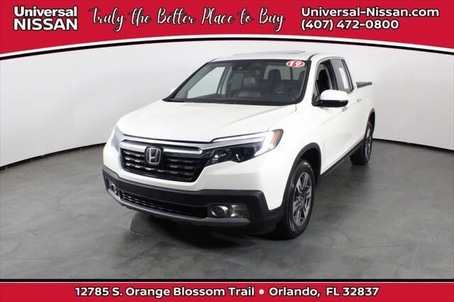 2019 Honda Ridgeline RTL-E — photo 1 of 12