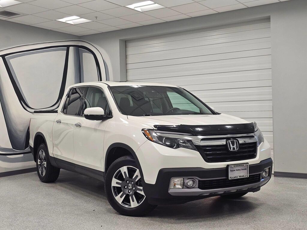 2017 Honda Ridgeline RTL-E — photo 1 of 13
