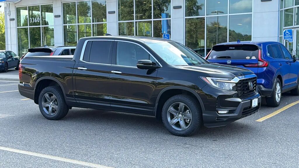 2023 Honda Ridgeline RTL-E — photo 1 of 13