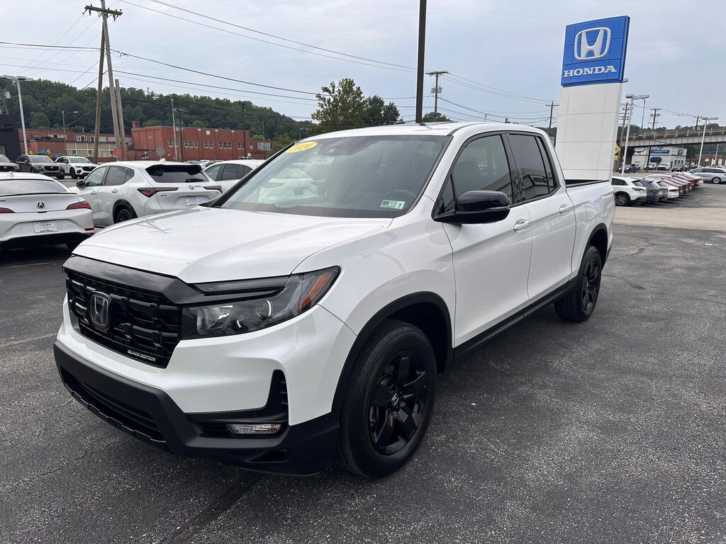 2024 Honda Ridgeline Black Edition — photo 1 of 12