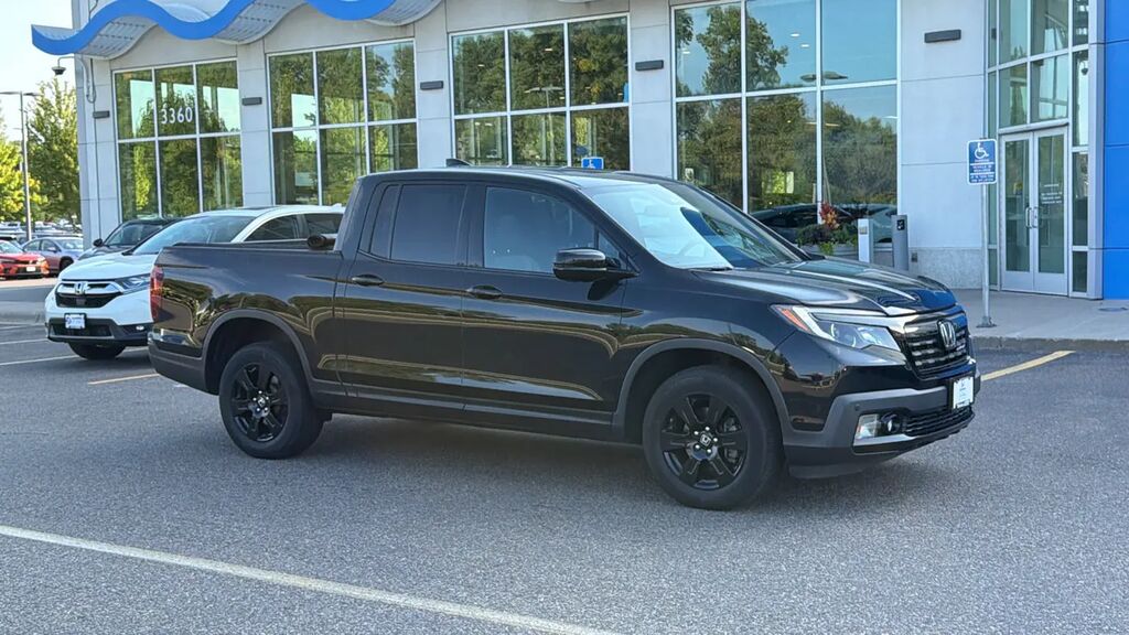 2017 Honda Ridgeline Black Edition — photo 1 of 13