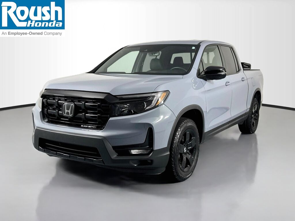 2024 Honda Ridgeline AWD BLACK EDITION — photo 1 of 7