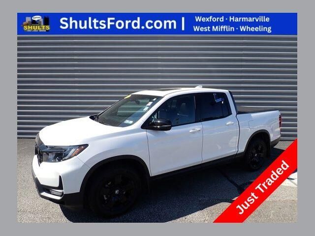 2024 Honda Ridgeline Black Edition — photo 1 of 12