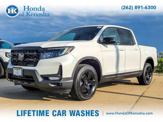 2025 Honda Ridgeline Black Edition — photo 1 of 13