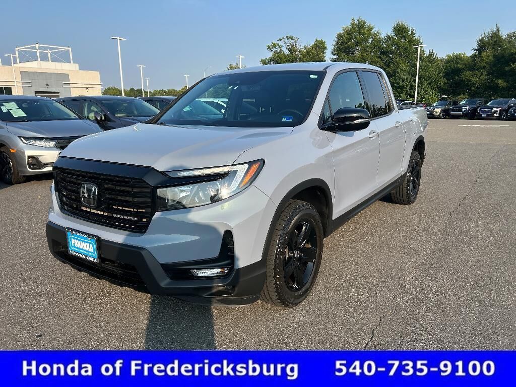 2022 Honda Ridgeline Black Edition — photo 1 of 13