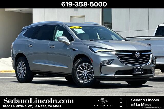 2023 Buick Enclave Essence