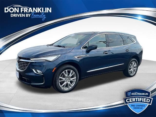 2023 Buick Enclave Essence