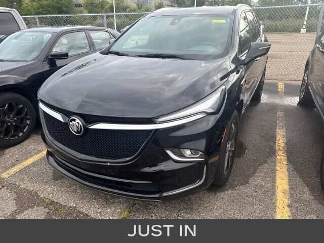 2022 Buick Enclave Essence