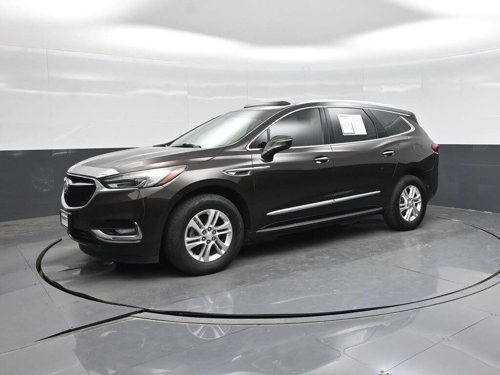 2018 Buick Enclave Essence — photo 1 of 1