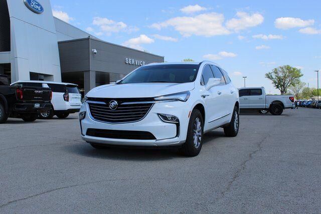 2024 Buick Enclave Essence