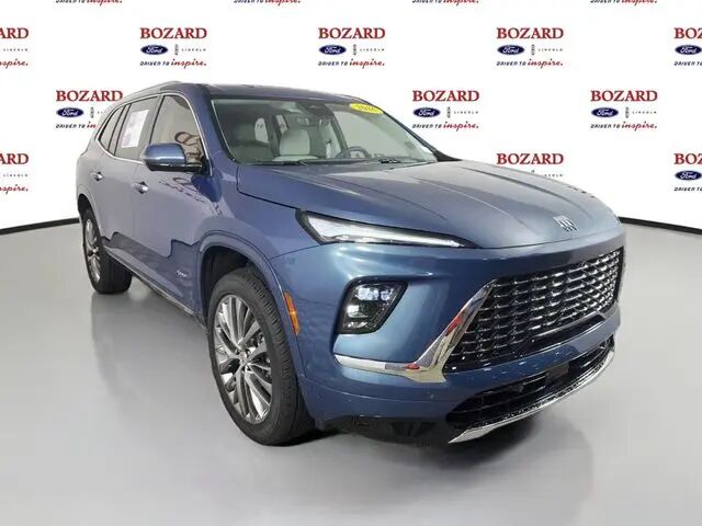 2026 Buick Enclave Avenir — photo 1 of 11