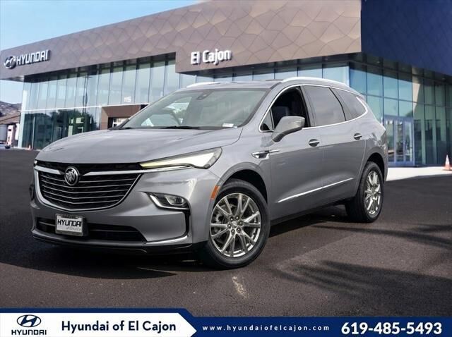 2023 Buick Enclave Premium