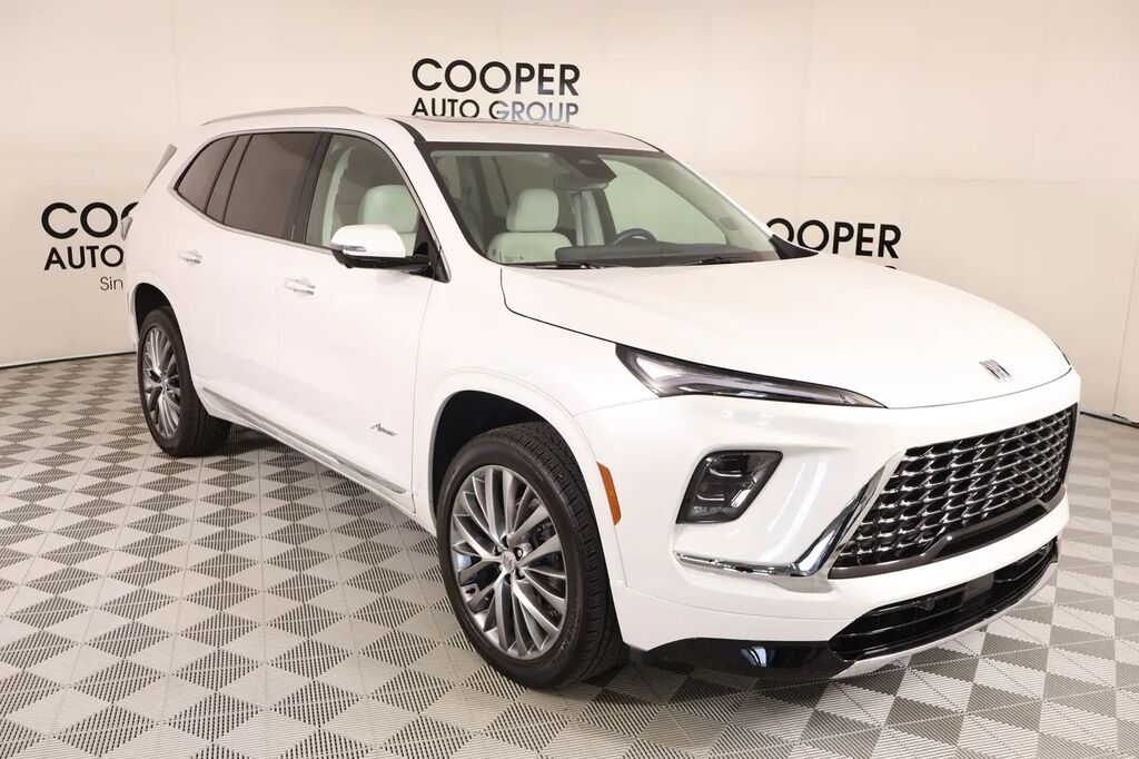 2025 Buick Enclave Avenir
