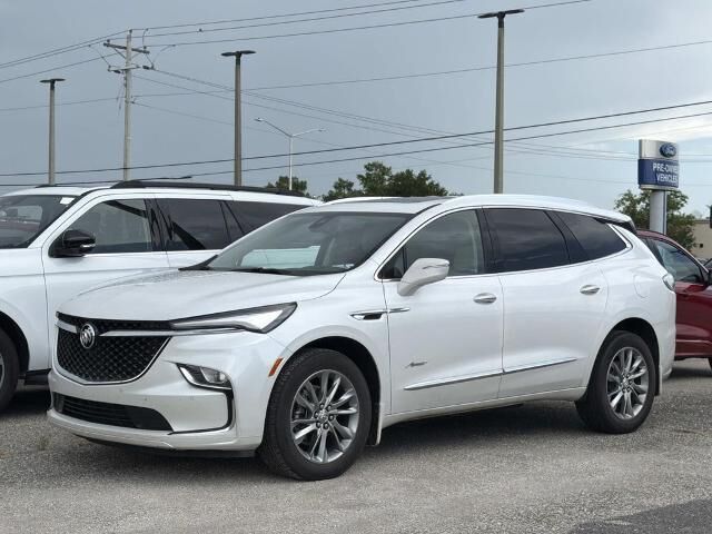 2023 Buick Enclave Avenir