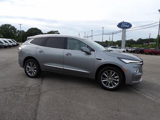 2024 Buick Enclave Avenir