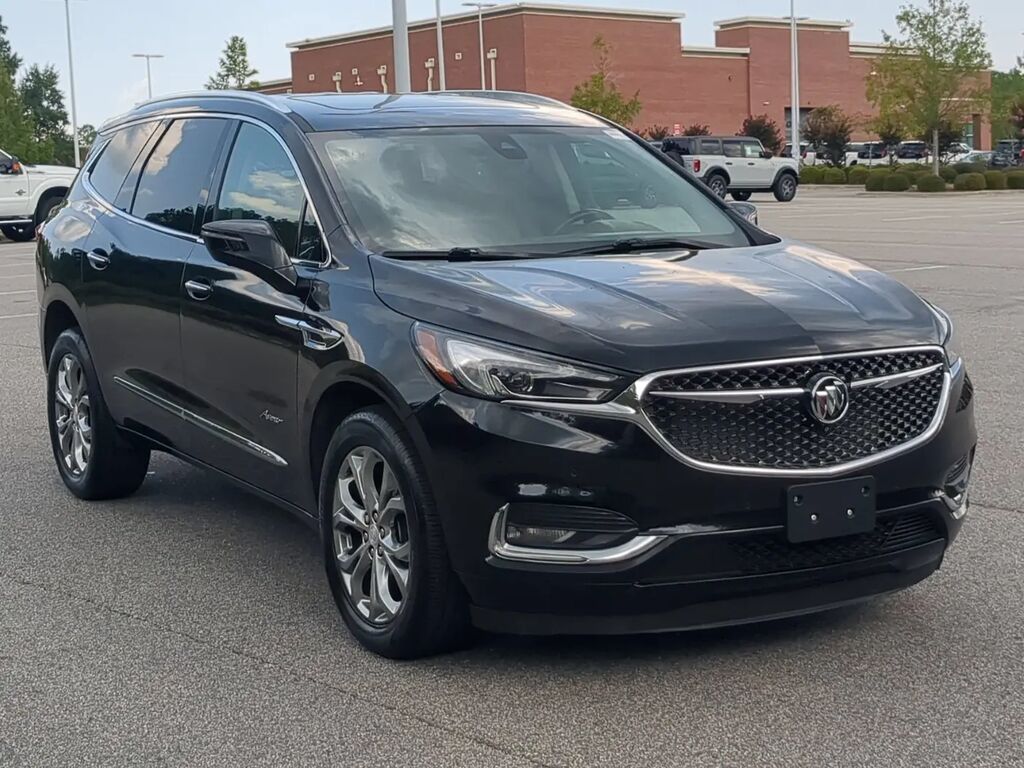 2021 Buick Enclave Avenir — photo 1 of 13
