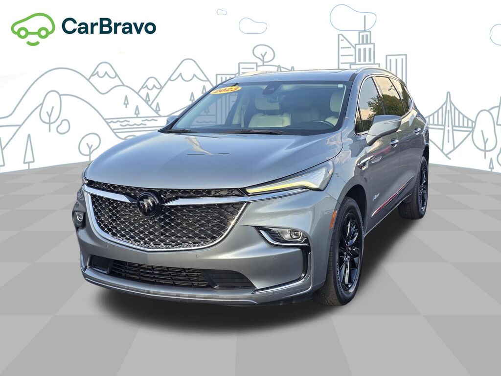 2023 Buick Enclave Avenir — photo 1 of 7