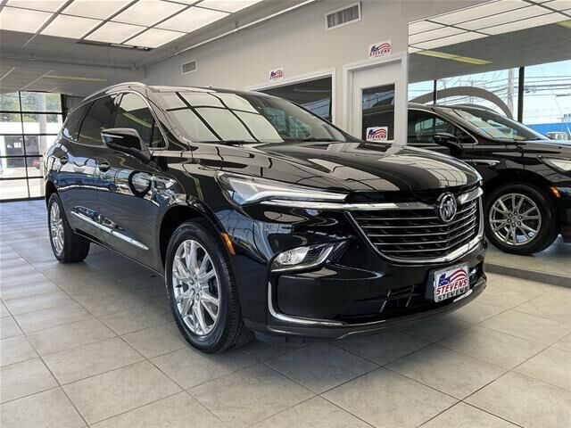 2024 Buick Enclave Essence