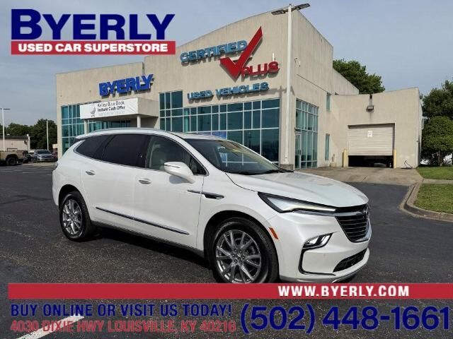 2023 Buick Enclave Essence