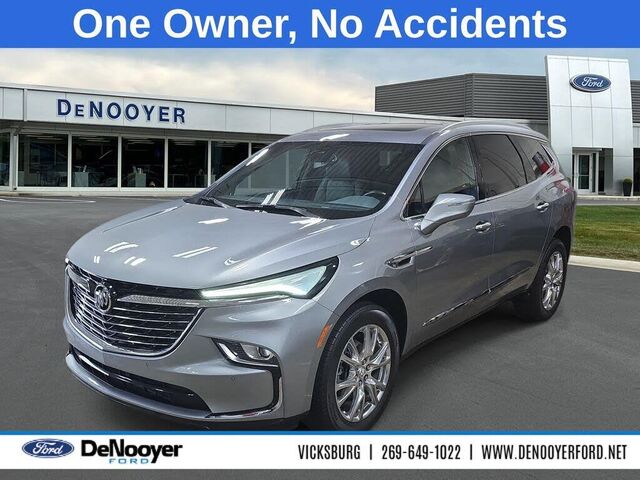 2023 Buick Enclave Essence