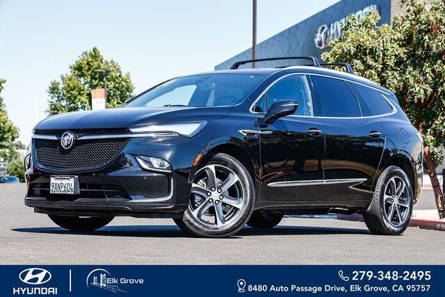 2022 Buick Enclave Essence
