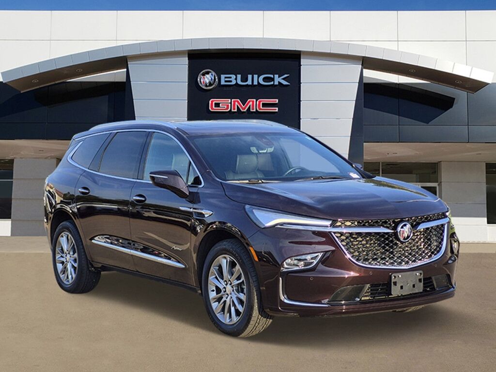 2022 Buick Enclave Avenir — photo 1 of 13