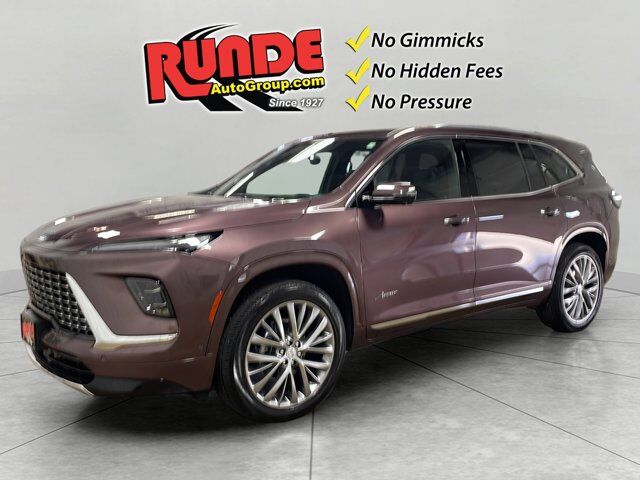 2025 Buick Enclave Avenir — photo 1 of 1