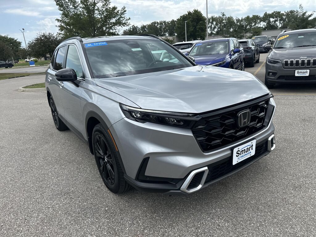 2025 Honda CR-V Hybrid Sport Touring — photo 1 of 13