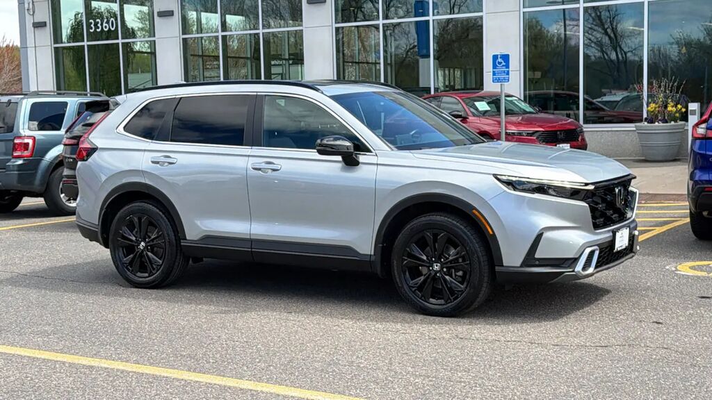 2025 Honda CR-V Hybrid Sport Touring — photo 1 of 1