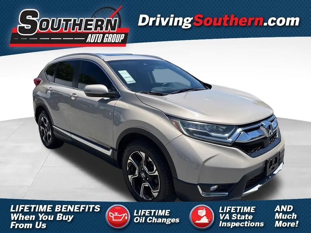 2017 Honda CR-V Touring — photo 1 of 2