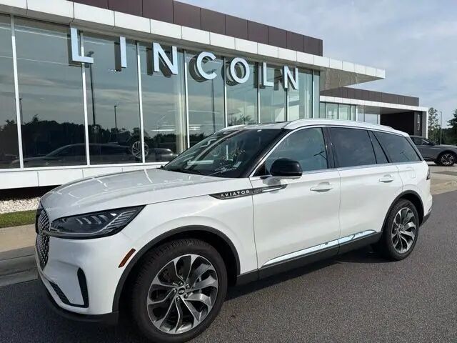 2025 Lincoln Aviator Premiere