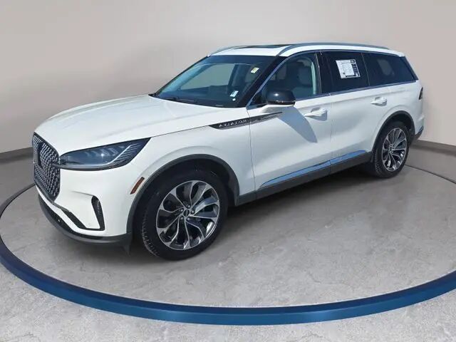 2025 Lincoln Aviator Premiere — photo 1 of 13