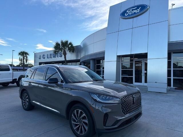 2025 Lincoln Aviator Premiere