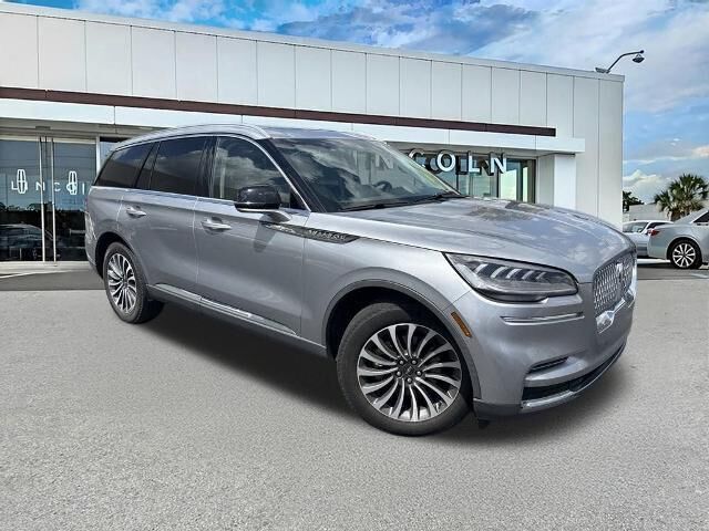 2023 Lincoln Aviator Standard — photo 1 of 13