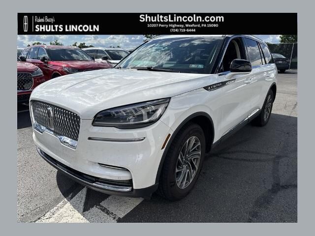 2023 Lincoln Aviator Standard