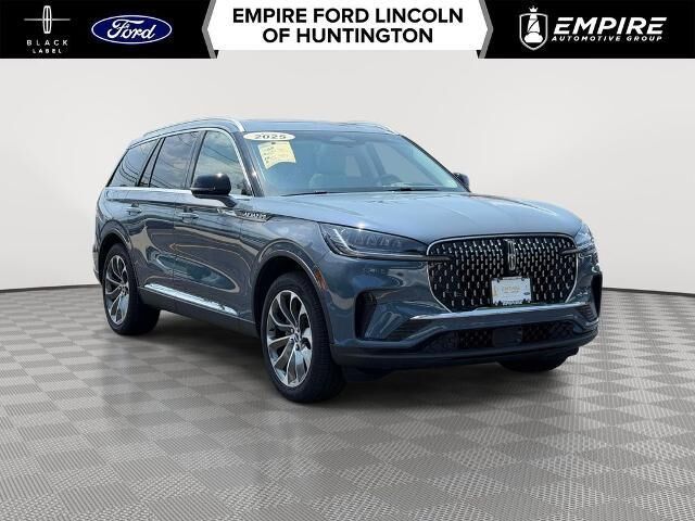 2025 Lincoln Aviator Premiere