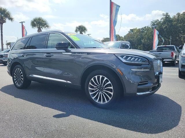 2023 Lincoln Aviator Standard
