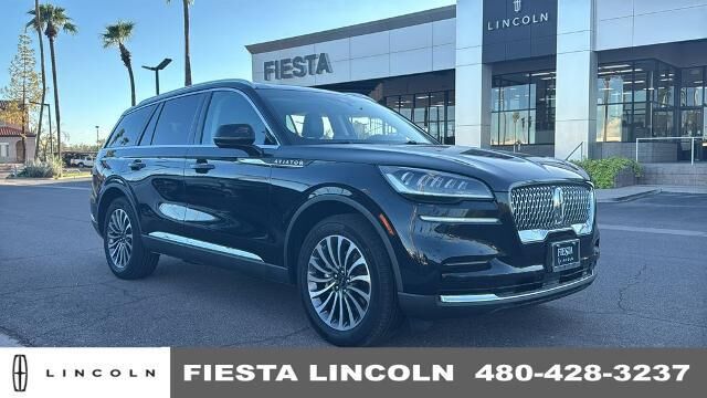 2023 Lincoln Aviator Standard
