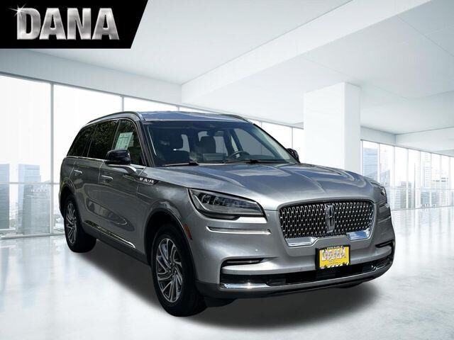 2024 Lincoln Aviator Premiere — photo 1 of 13