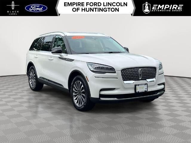 2023 Lincoln Aviator Standard