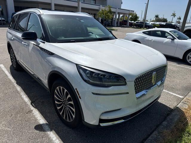 2022 Lincoln Aviator Standard