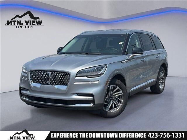 2023 Lincoln Aviator Standard — photo 1 of 13
