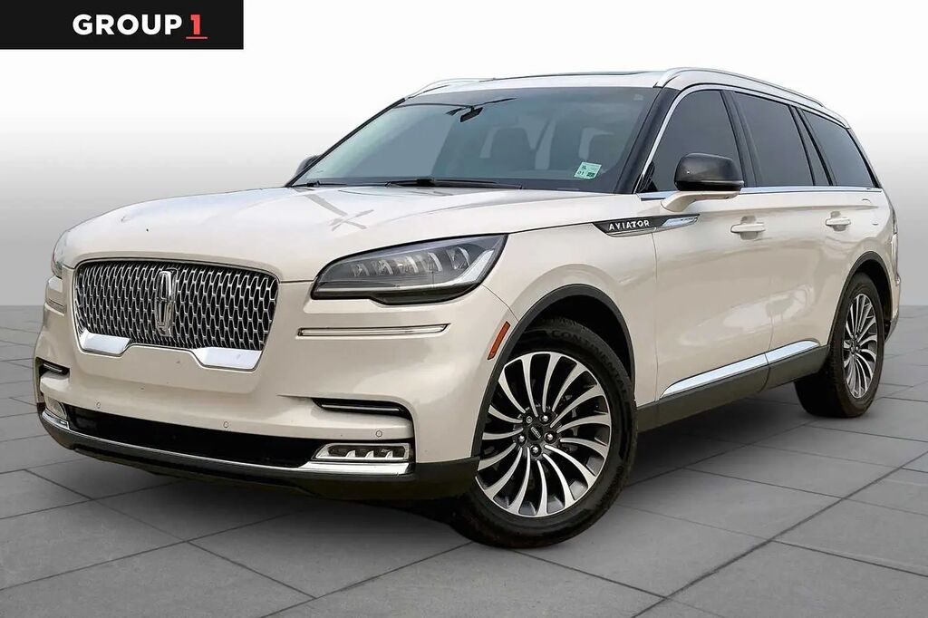 2021 Lincoln Aviator Reserve — photo 1 of 12