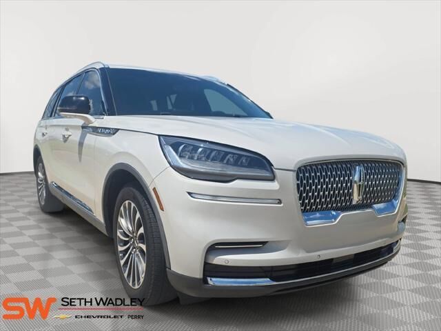 2023 Lincoln Aviator Reserve — photo 1 of 13