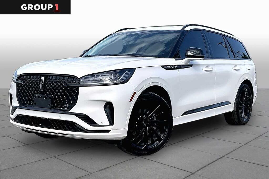 2025 Lincoln Aviator Reserve — photo 1 of 1
